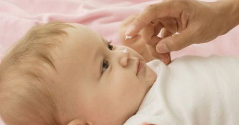 Trateaza eficient  eczemele copilului