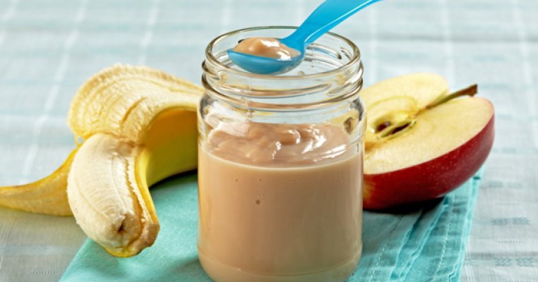 Piure de mere coapte cu banane