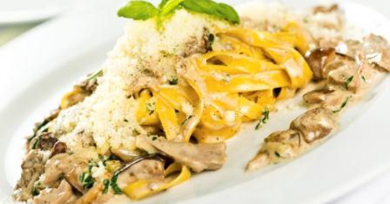 Paste cremoase cu ciuperci 