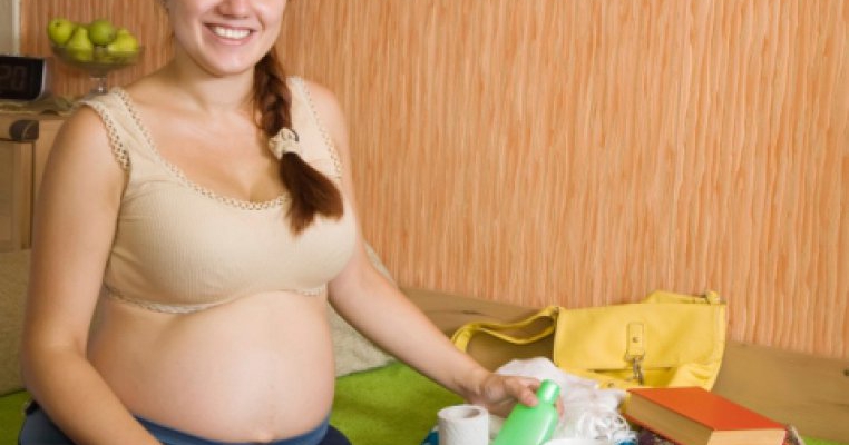 Bagajul pentru maternitate: cu tot ce ai nevoie