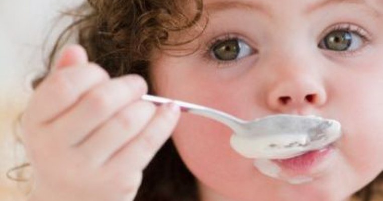 10 alimente pentru o dezvoltare psihica sanatoasa a copilului