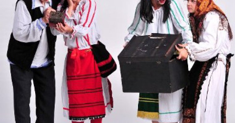 Fata babei si fata mosneagului la Teatrul Zurli