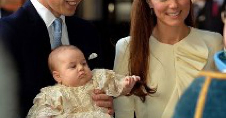Printul George al Marii Britanii a fost botezat