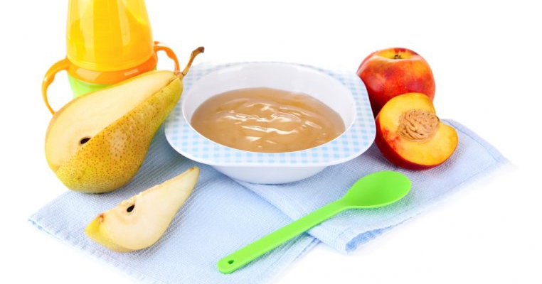 Piure pentru bebelusi din pere si nectarine