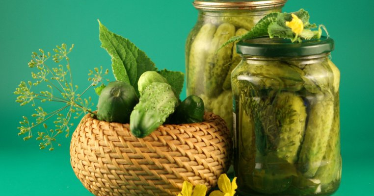 Muraturi: castraveti in saramura
