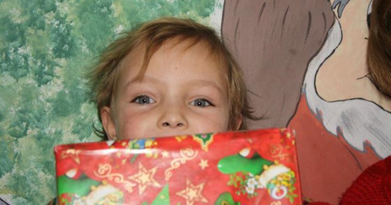 Bucuria din cutia de pantofi: campania ShoeBox sustinuta si de Qbebe