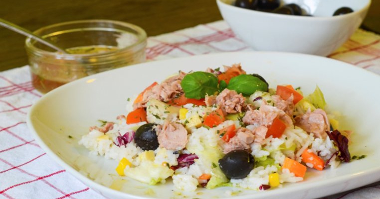 Salata de orez basmati cu ton