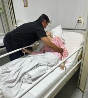 Daniel Buzdugan este în doliu. Mama lui a fost înmormântată în Iași.