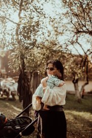 Laura Cosoi, profund marcată de lipsa mamei sale. Este răvășită de dor...