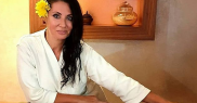 "E important să te demachiezi şi să te hidratezi..."