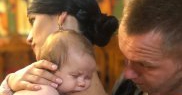 Și-a botezat fetița în biserica ridicată de tatăl lui
