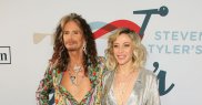 4.	Steven Tyler și Aimee Preston 