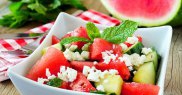 Salată de pepene cu brânză Feta
