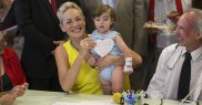 ”Am simțit din plin cum m-a lovit fulgerul. Am fost aruncată direct în bucătărie și m-am lovit de frigider”
