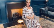 Katy Perry va naște luna aceasta!
