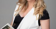 Laura Cosoi a scris câteva cărți de bucate