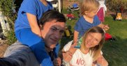 Sunt părinţii a doi băieţi