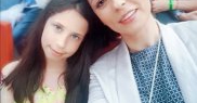 Violeta calcă pe urmele părinților ei 