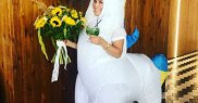 S-a îmbrăcat în unicorn