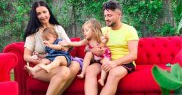 Gabriela Cristea şi Tavi Clonda sunt părinţii a două fetiţe