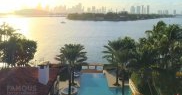 Piscina infinită este una dintre atracţiile locuinţei