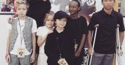 A fost vocea unui personaj dintr-un film în care a jucat şi mama ei