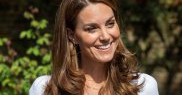 Kate Middleton poartă des haine și accesorii la prețuri accesibile
