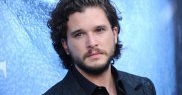 Kit Harington a vorbit despre faptul că nu îi este la îndemână să-şi exprime sentimentele