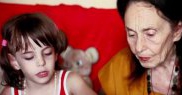Şi-a crescut singură fiica