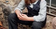 A jucat într-un serial românesc şi a apărut în videoclipuri