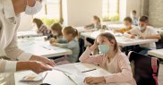 Profesorii nu sunt obligaţi să spună dacă s-au vaccinat sau nu