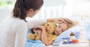 Copiii nu trebuie trimişi la şcoală dacă au simptome de Covid-19