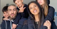 În urmă cu doi ani, Alex Velea a câștigat dreptul de a-și trece numele pe certificatele de naștere ale copiilor săi