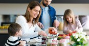 „Cred că nu e ceva mai groaznic decât să ții dietă și să gătești pentru copil”
