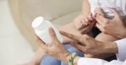 8. Dacă un copil ia de multe ori antibiotic în copilărie, când va deveni adult ce i se poate întâmpla?