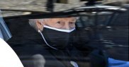 Regina Elisabeta a II-a a sosit la ceremonia funerară cu o mașină State Bentley