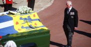 Prințul Charles a fost permanent copleșit de tristețe