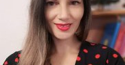Cum a reușit să depășească umilințele și discriminările și să-și construiască un viitor
