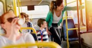Cum să meargă cu mijloacele de transport în comun