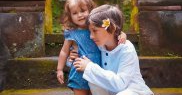 „Sunt momente, ca acesta, în care stau îmbrățișați și simt că parcă îmi strâng mie amândoi sufletul”