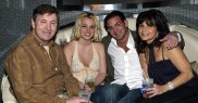 Britney Spears si familia, de la Stanga la dreapta: tatal, fratele si mama