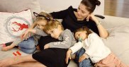 Alina Pușcaș este mama a trei copii