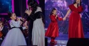 Fetița a moștenit talentul mamei sale