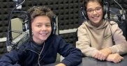 Este pasionat și de radio