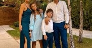 Postează adesea pe rețelele de socializare videoclipuri amuzante cu familia ei