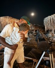 Cum o învață Andreea Ibacka pe Namiko importanța banilor. Namiko și fratele ei sunt la o grădiniță particulară