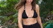 Mămica Adela Popescu are un corp spectaculos: „Mă prioritizez. Merg la sport (...) merg pentru remodelare corporală. (...)” 