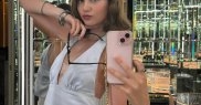 Irina Columbeanu și-a îngrijorat fanii cu ultimele postări, dar nu se poate spune același lucru despre cele din vara anului trecut. Spre exemplu, atunci majoritatea fanilor au admirat-o pentru modul în care arată: „Frumusețe”, „Ești o Splendoare”.