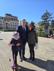 Cu ce se ocupă fiica lui Crin Antonescu. Politicianul și-a refăcut viața după decesul soției sale