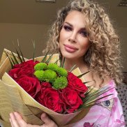 Alina Laufer este mamă de 3 copii și urmează să aducă pe lume încă un copil la finalul lunii septembrie